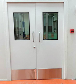 cleanroom-door